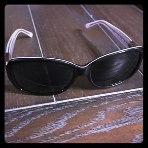 Kate Spade Sunnies!!